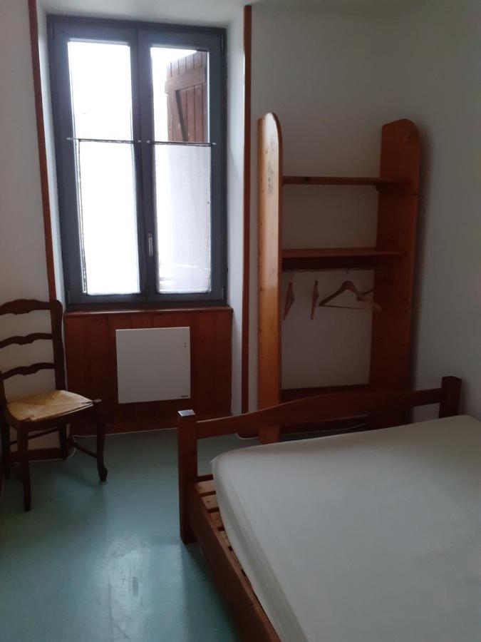 Les Repaires Otel Nans-sous-Sainte-Anne Dış mekan fotoğraf
